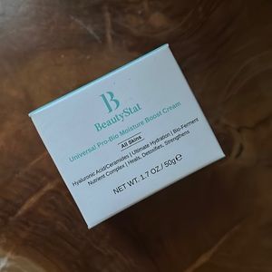 *NWT Boutique* BeautyStat Universal Pro-Bio Moisture Boost
